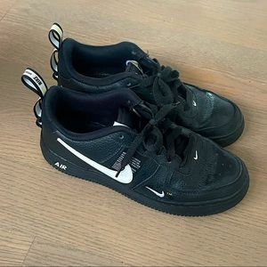 Nike Air Force 1 Low Utility Black - Good Condition